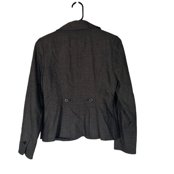 Halogen Gray Tailored Notched Collar 4 Button Blazer Jacket Women Sz 2P - Picture 2 of 10